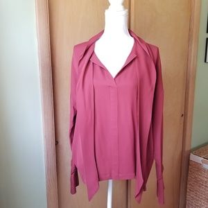 Like new 100% silk Theory Scarf Shirt